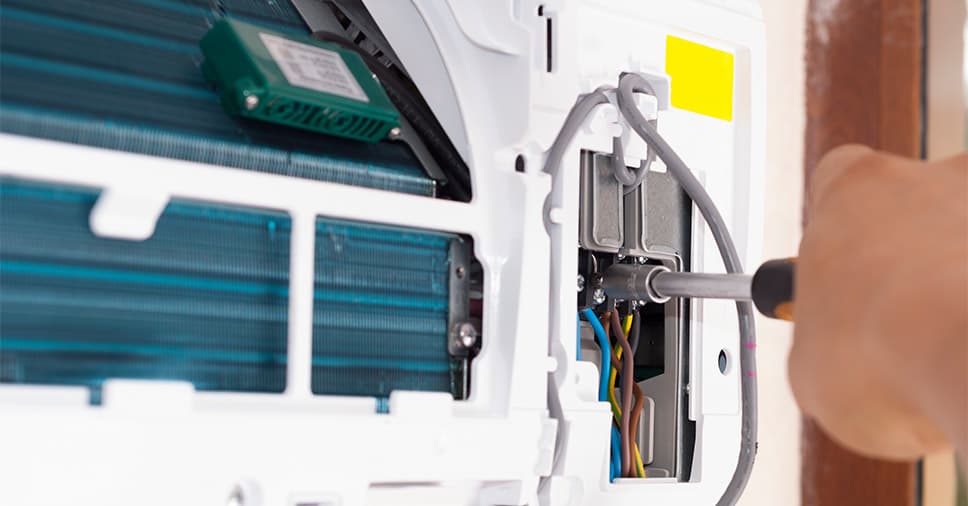 Técnico trabalhando